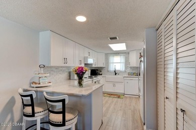 Absolutely stunning oceanfront 2 bedroom 2 bath condo offering - photo 5