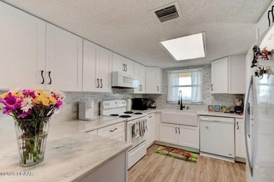 Absolutely stunning oceanfront 2 bedroom 2 bath condo offering - photo 6