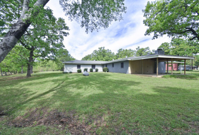 32 acres,3 Homes, 4 Septics,Carports, RVShop, Barns & PrivateLake - photo 21