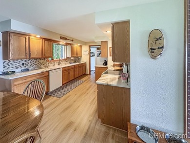 Fortune Lake Waterfront Home! Opportunities like this are - photo 6