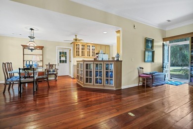 Charming island home w/ stunning marsh views! Nestled among the - photo 8