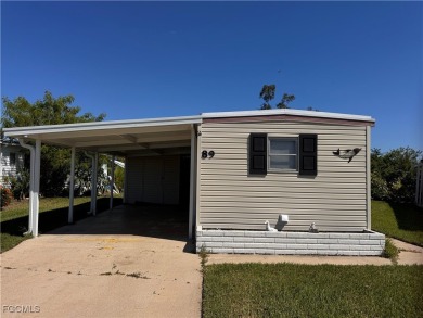 Caloosahatchee River Home For Sale in Fort Myers Florida