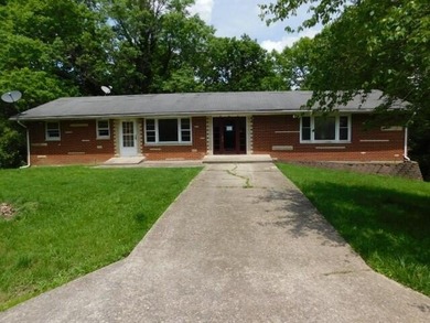 Elk Lake Home Sale Pending in Owenton Kentucky