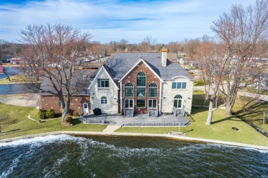 Lake Home For Sale in Leesburg, Indiana