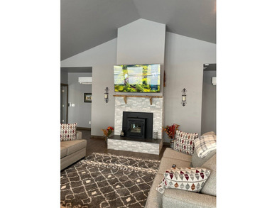 MODERN NEW HOME in an upscale development. This 1893 sq. foot - photo 13