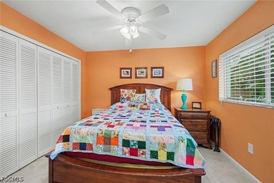 LOTS of Space! Located on an oversized 3-lot site, this - photo 16