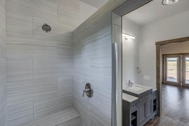 MODERN NEW HOME in an upscale development. This 1893 sq. foot - photo 17