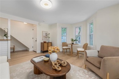 Experience the quintessential Newport lifestyle in this charming - photo 8