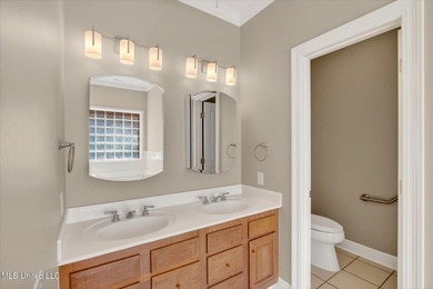 Beautiful home loaded with curb appeal, circular dive and side - photo 20