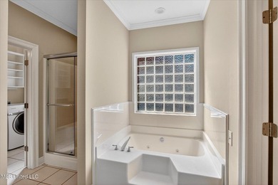 Beautiful home loaded with curb appeal, circular dive and side - photo 21