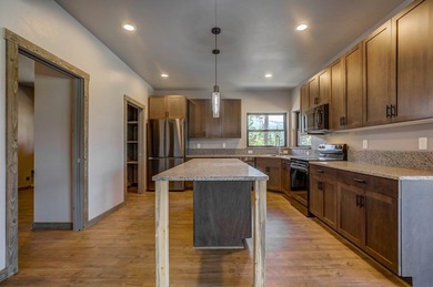 MODERN NEW HOME in an upscale development. This 1893 sq. foot - photo 23