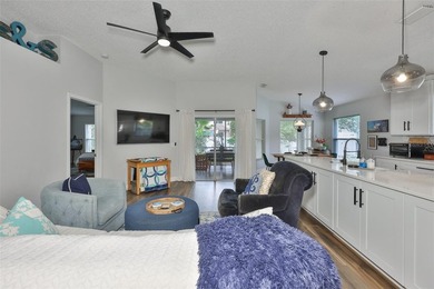 Located in the desirable Andover community in Carrollwood, this - photo 8