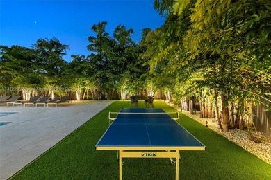 Welcome to 6529 SW 30th St, a striking, contemporary - photo 45