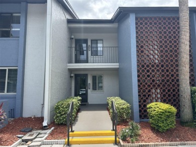 Lake Condo For Sale in Altamonte Springs, Florida