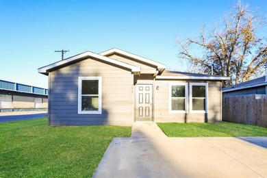 Brazos River - McLennan County Home For Sale in Waco Texas