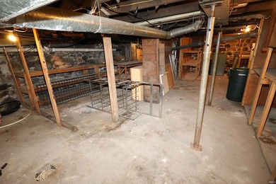 Amazing Opportunity in Desirable Downtown Syracuse! Discover the - photo 10