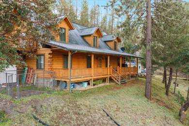 (private lake, pond, coastal) Home For Sale in Jacksonville Oregon