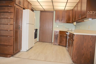 Welcome home to comfortable, convenient, and carefree living in - photo 4