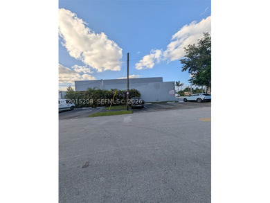 Exceptional commercial warehouse opportunity in the heart of - photo 8
