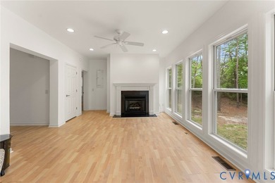 625 Whispering Pines offers an exceptional blend of expansive - photo 11