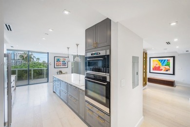The largest floor plan below penthouse level at 9 Island Avenue - photo 11