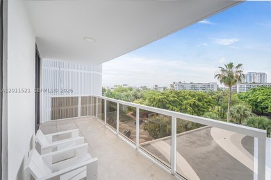 The largest floor plan below penthouse level at 9 Island Avenue - photo 12