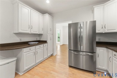 625 Whispering Pines offers an exceptional blend of expansive - photo 21