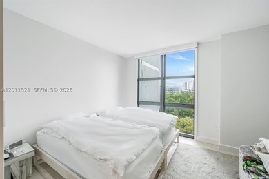The largest floor plan below penthouse level at 9 Island Avenue - photo 25