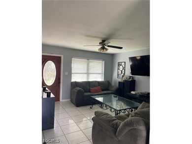 Great location in Fort Myers Shores. Close to Route 31 and - photo 4