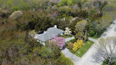Southold, North Fork - Private Bayfront Community Living - photo 1