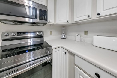 Welcome to luxurious Sundestin 110, where you can experience - photo 14