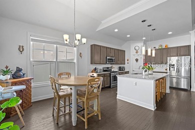 Skip the new build process with this one-level Litchfield model - photo 18