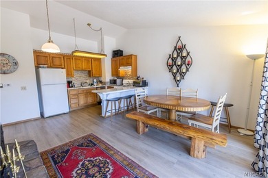 1264 Clubview Drive is a rare four-unit opportunity in one of - photo 22
