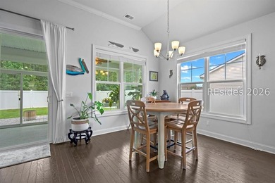 Skip the new build process with this one-level Litchfield model - photo 28