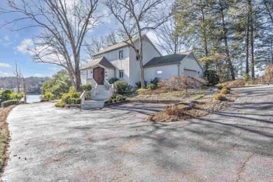 Lake Bowen Home Sale Pending in Inman South Carolina