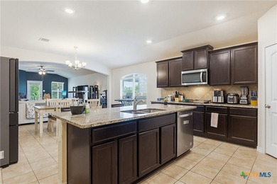 Looking for a beautiful home with an assumable low interest - photo 5