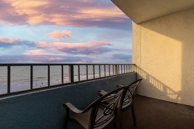 DIRECT OCEANFRONT - Wake up each morning to endless views of the - photo 5