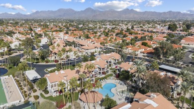 Lake Townhome/Townhouse For Sale in Scottsdale, Arizona