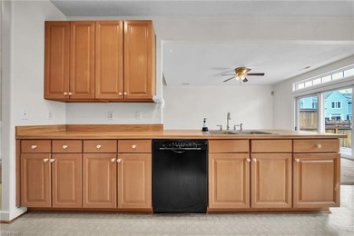 Charming and freshly painted townhome nestled in the highly - photo 11