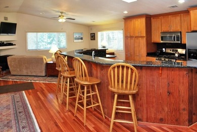 Extraordinary Multi-Generational Estate with ADU, Income - photo 11
