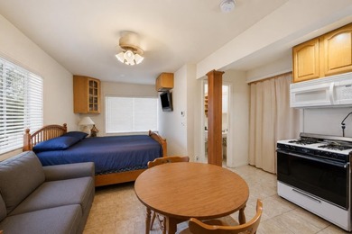 Extraordinary Multi-Generational Estate with ADU, Income - photo 17