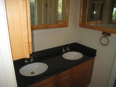 Extraordinary Multi-Generational Estate with ADU, Income - photo 29