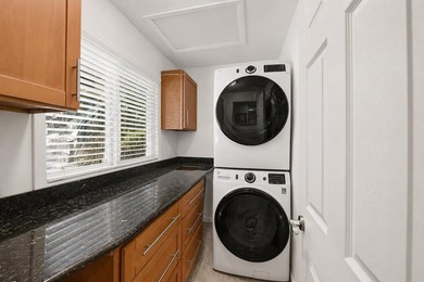 Extraordinary Multi-Generational Estate with ADU, Income - photo 31