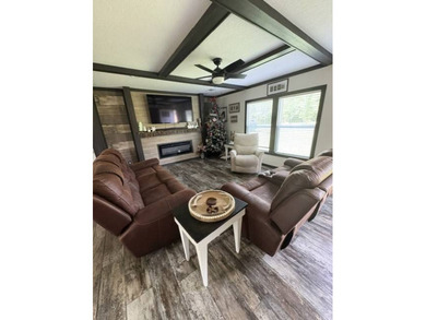 REDUCED! Move-In Ready 2025 Manufactured Home with Waterfront - photo 3