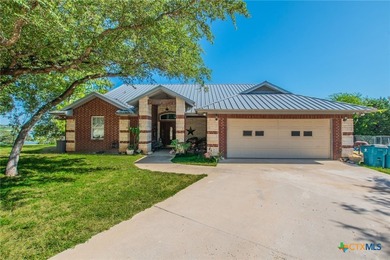 One of a kind Lake Belton property, 1.7 acres with access to the - photo 1