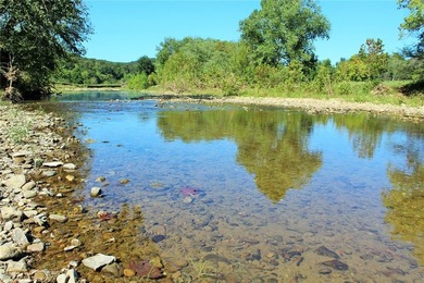 Located just 16 miles southeast of Huntsville, this 270-acre - photo 5