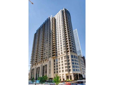 Lake Michigan - Cook County Condo Active Under Contract in Chicago Illinois