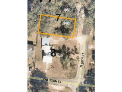 Buildable vacant lot near the Historical District. Few minutes - photo 1