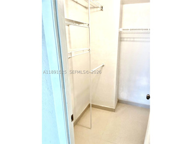 Beautiful top-floor oceanfront 1BR/1.5BA condo - fully remodeled - photo 12