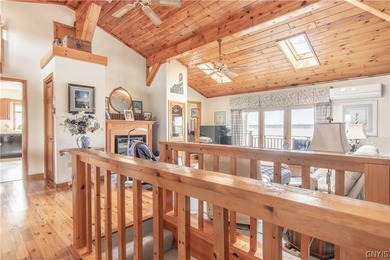 Charming Cedar sided lakefront Ranch home just outside Historic - photo 16
